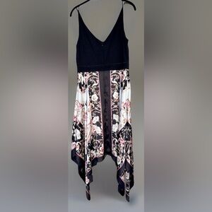 WHBM Taylor Swift 1989 Era Fully Lined Scarf Dress Black/White/Pink Floral 12